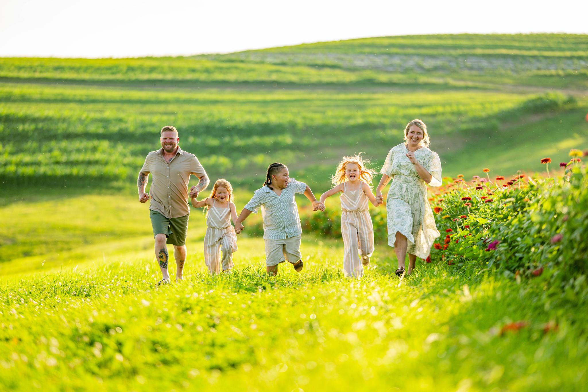 Golden Hour Glow & Big Smiles: Casey + Mike’s Engagement & Family Session at Simmons Farm