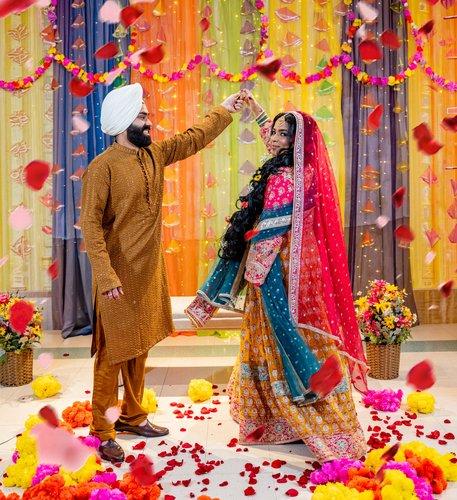 carousel-hero-element image-0