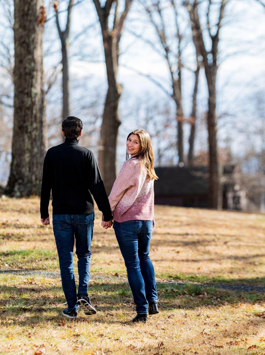 carousel-hero-element image-16