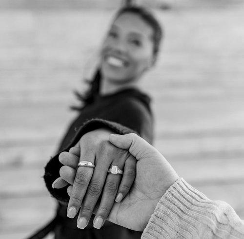 mobile - carousel-hero-element image-0