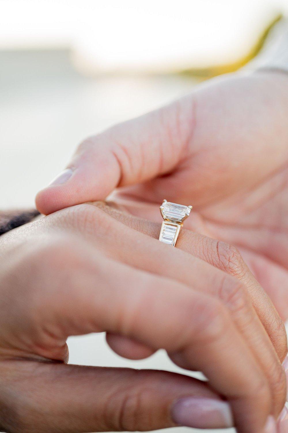 carousel-hero-element image-13